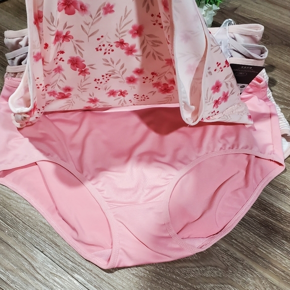 Laura Ashley Intimates & Sleepwear Laura Ashley 5pk Super Soft